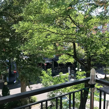 Condominio Ovest 아파트
